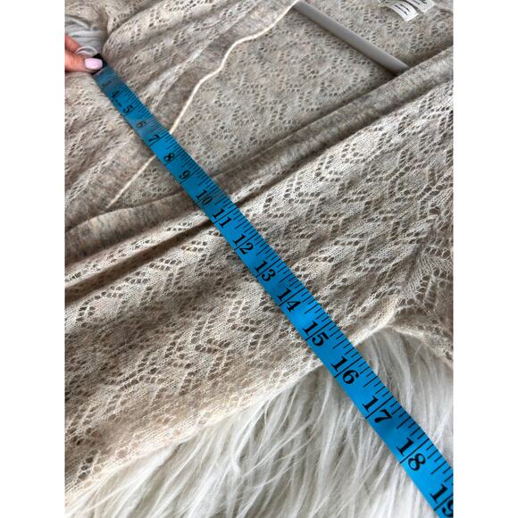 Anthropologie Meadow Rue Women's Wesley Wrap Cardigan Sweater Ivory Size XS - Picture 12 of 13